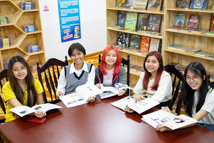 NELSON International Education Center